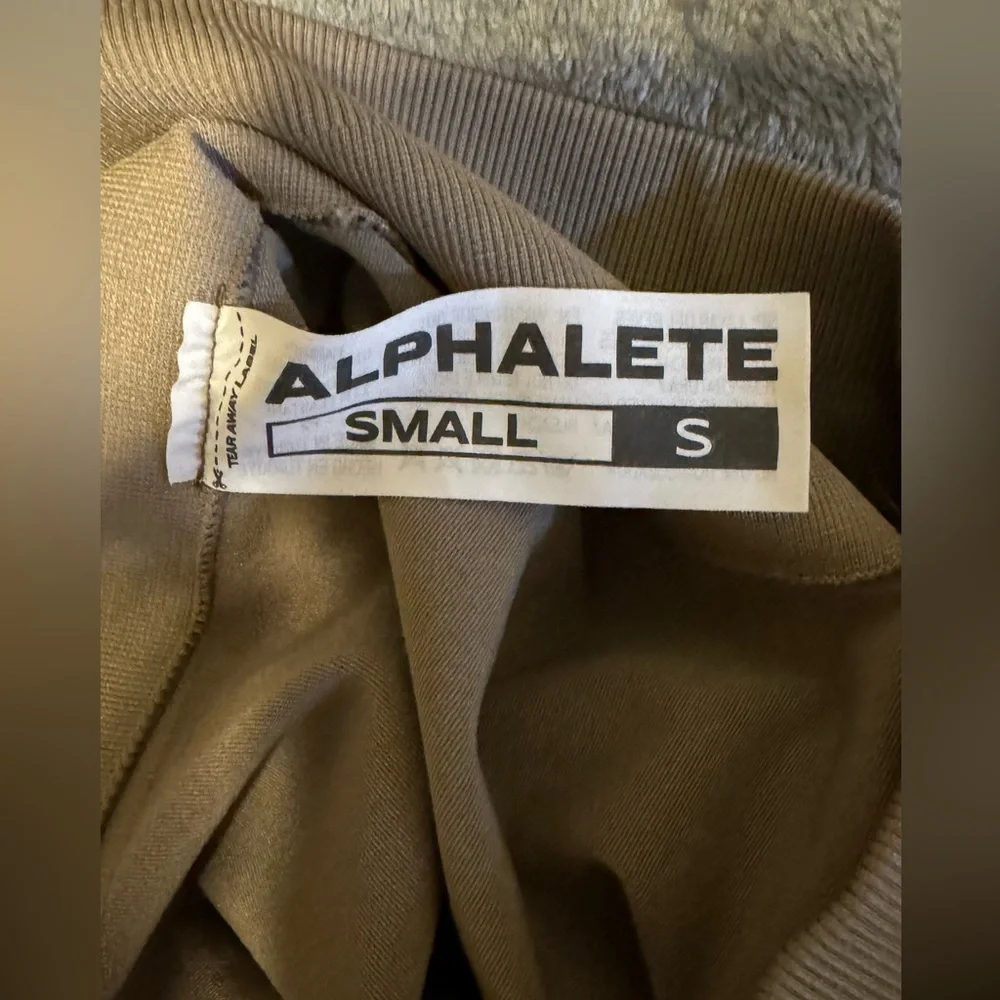 ALPHALETE AMPLIFY CONTOUR LEGGING
Women's Seamless Scrunch Legging - Picture 2 of 4